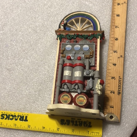 Vintage Coca Cola 1995 North Pole Bottling Works Collection - Picture 6 of 16